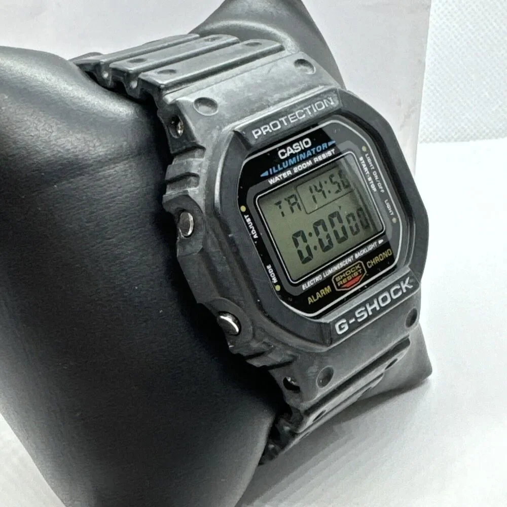 Casio G-Shock DW-5600E Men's Black Resin Strap Digital Dial Wrist Watch JNA85 - Picture 4 of 12